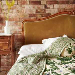 Online One Hundred Stars Acer Green Bedspread