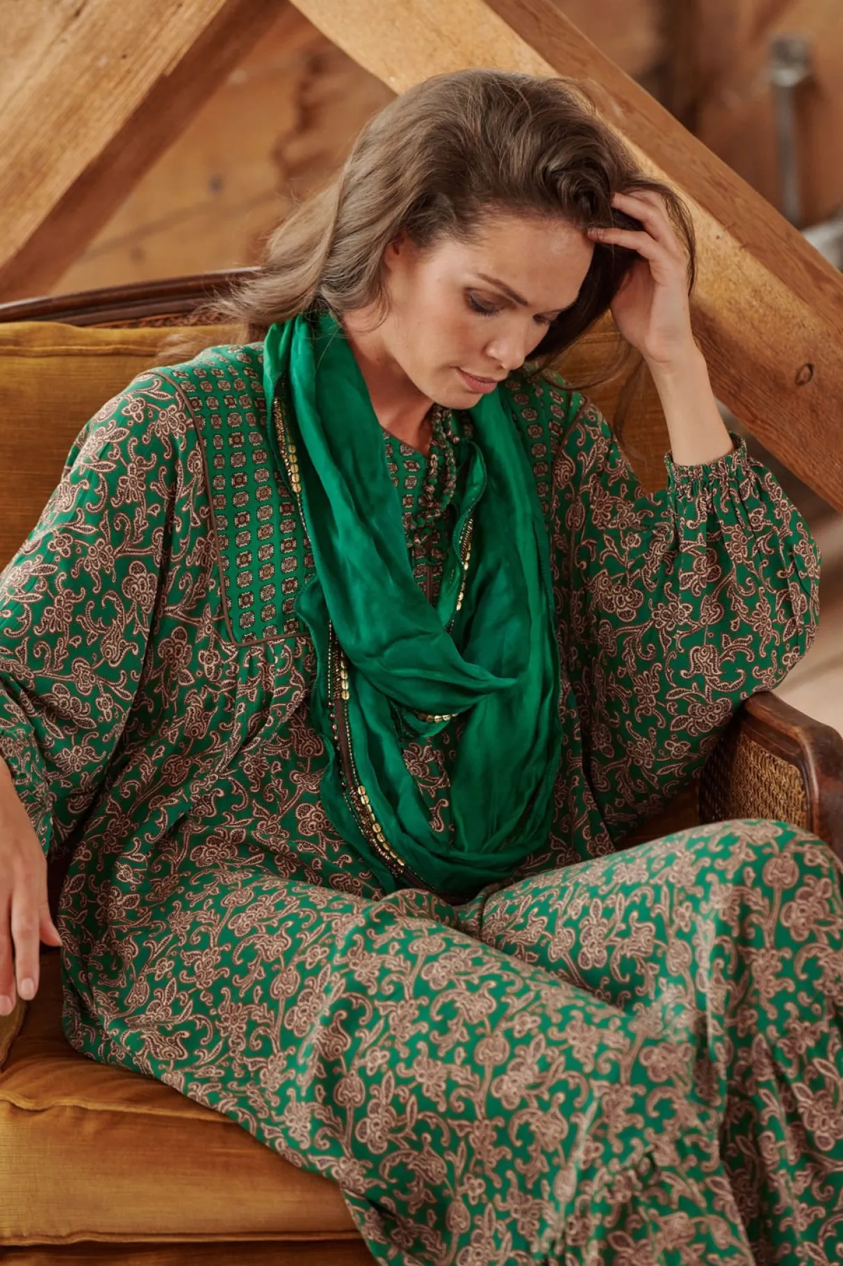 Cheap One Hundred Stars Indian Heritage Green Necklace Scarf