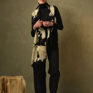 Cheap One Hundred Stars Stork Black Wool Scarf