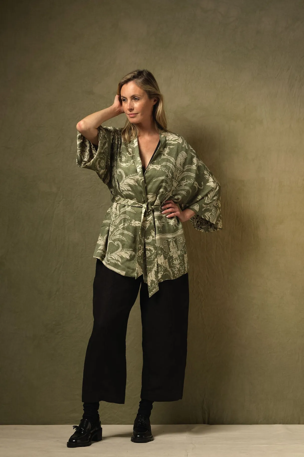 New One Hundred Stars Vintage Damask Sage Wrap Jacket